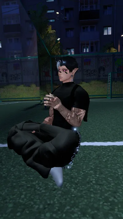 VRChat_2024-11-12_18-36-04.250_1080x1920.png